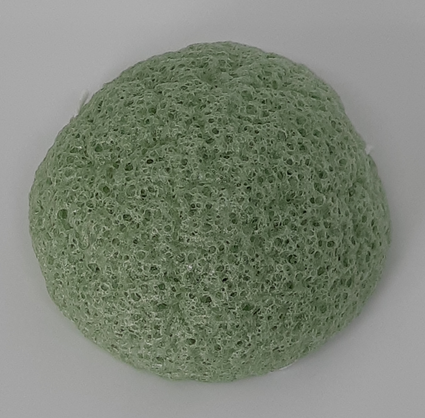 éponge de konjac aloe vera (2) éponge de konjac enrichie à l'aloe vera
